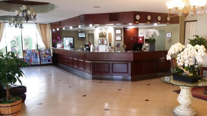Howard Johnson By Wyndham Reseda Hotel & Suites Los Angeles Dış mekan fotoğraf