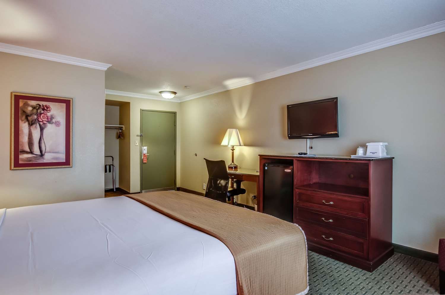 Howard Johnson By Wyndham Reseda Hotel & Suites Los Angeles Dış mekan fotoğraf